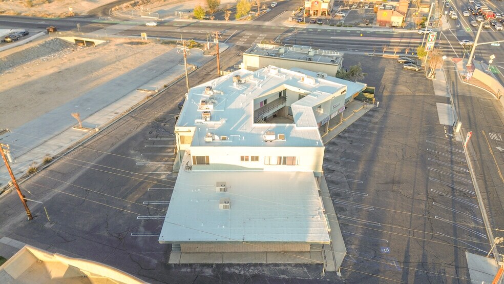 More Photos Of 17993 US Highway 18, Apple Valley Storefront Retail Office For Lease