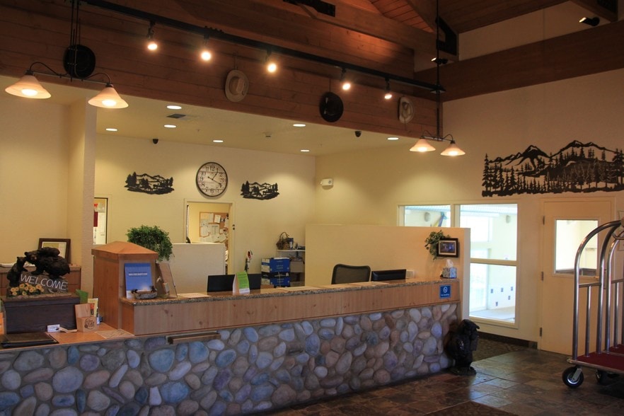 More Photos Of 61200 S Highway 97, Bend Hotel For Sale