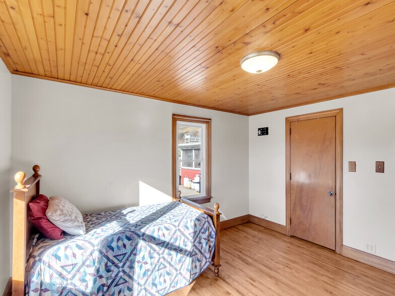 More Photos Of 1254 Pisgah Dr, Canton Specialty For Sale