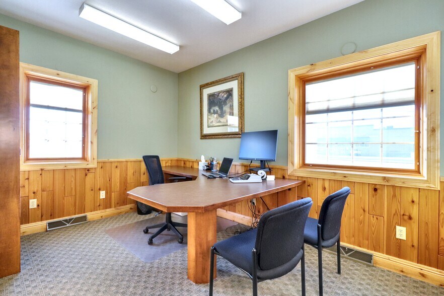 More Photos Of 616 US 51, Woodruff Office For Sale