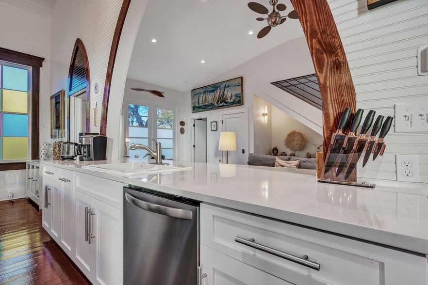 More Photos Of 2716 Mechanics Ave, Savannah Religious Facility For Sale