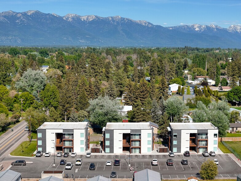 More Photos Of 128 E Evergreen Dr, Kalispell Apartments For Sale