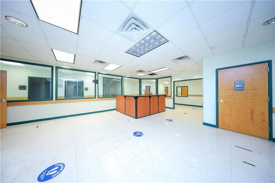 More Photos Of 8710 5th Ave, Brooklyn Medical For Sale
