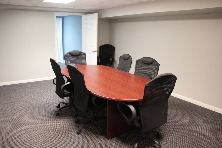 More Photos Of 2679 Route 17M, Goshen Medical For Lease