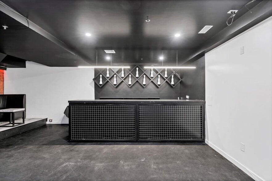 More Photos Of 99-101 Orange St, New Haven Storefront Retail Residential For Sale