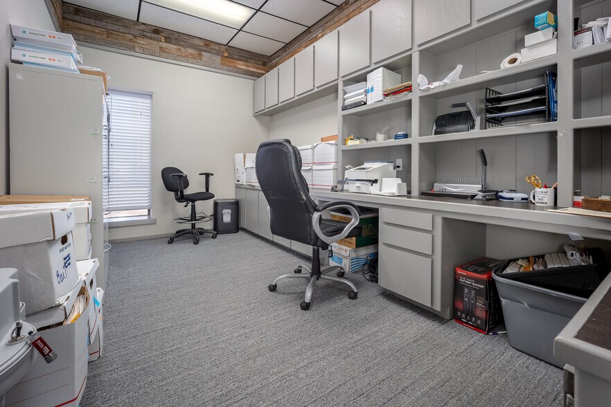 More Photos Of 2845 Broce Dr, Norman Office For Sale