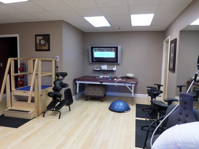 More Photos Of 314 E Main St, Norton Office For Lease