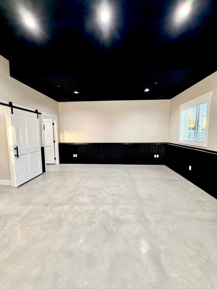 More Photos Of 354 Main St, Ririe General Retail For Lease