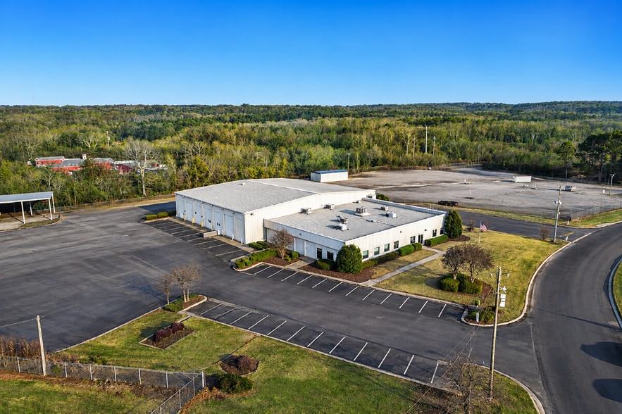 Primary Photo Of 2563 Commerce Cir, Birmingham Unknown For Lease