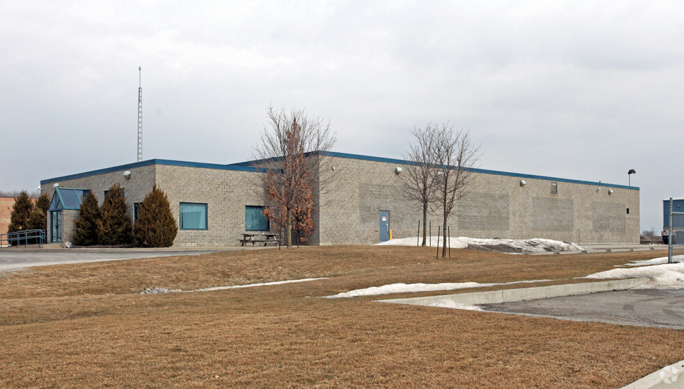 Primary Photo Of 3 Paisley Ln, Uxbridge Manufacturing For Sale