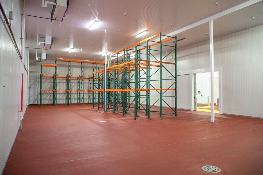 More Photos Of 1885 Las Plumas Ave, San Jose Food Processing For Sale