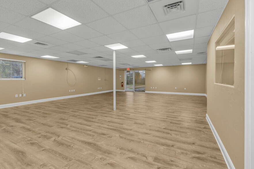 More Photos Of 128 W Charlotte Ave, Punta Gorda Office Residential For Sale