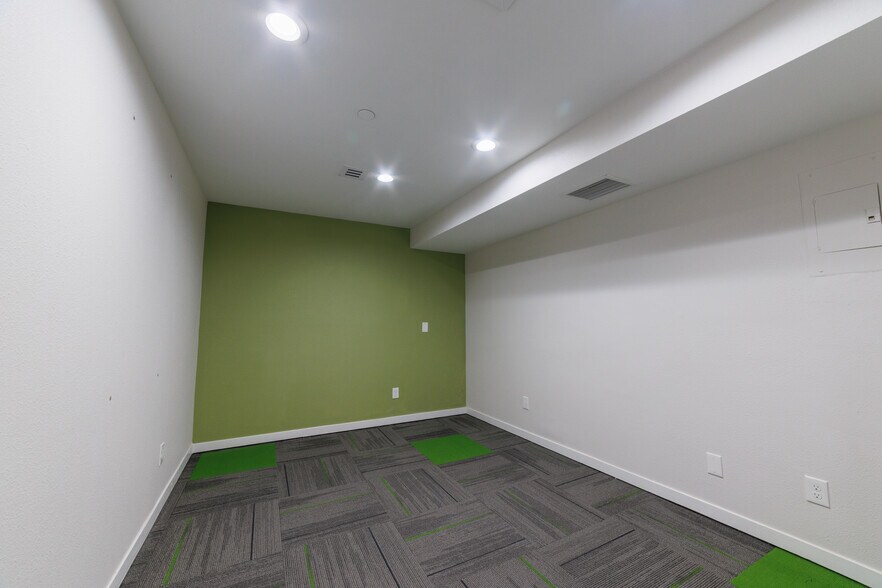 More Photos Of 2737 Mapleton Ave, Boulder Office For Lease