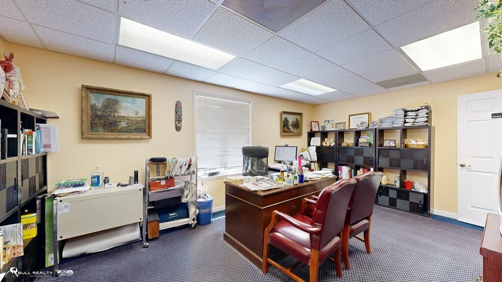 More Photos Of 1686 Roswell Rd, Marietta Office Residential For Sale