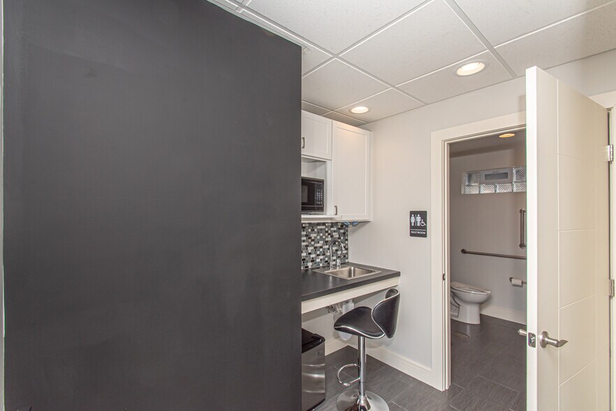 More Photos Of 212 E Court St, Sidney Office For Sale