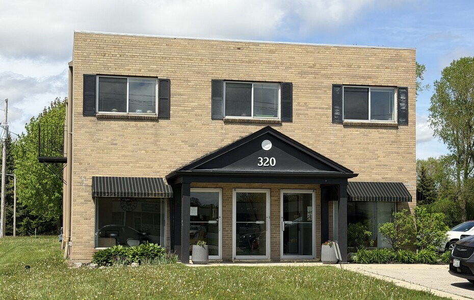 Primary Photo Of , Appleton General Retail For Sale