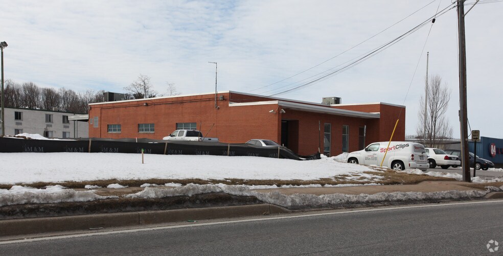 More Photos Of 9113 Liberty Rd, Randallstown Post Office For Sale