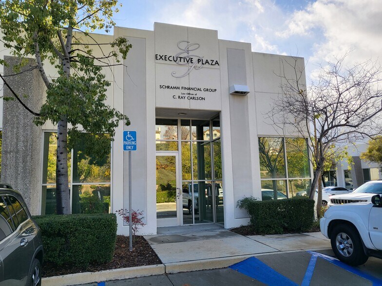 More Photos Of 27951 Smyth Dr, Valencia Office For Sale