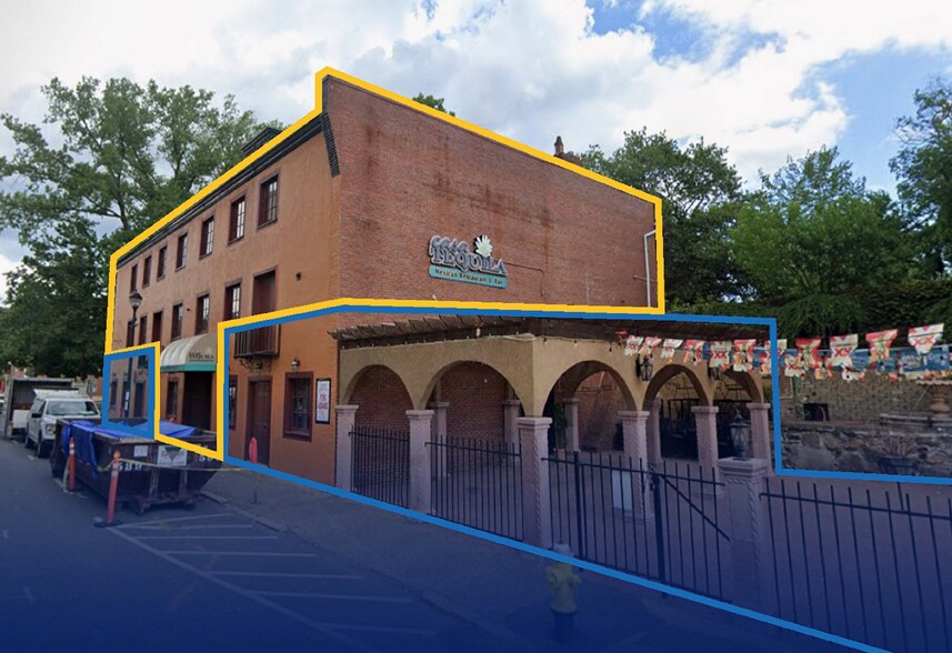 More Photos Of 300 Derby St, Salem Restaurant For Lease