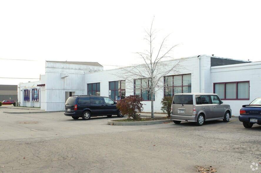More Photos Of 1016 Niagara Falls Blvd, Tonawanda Office For Sale
