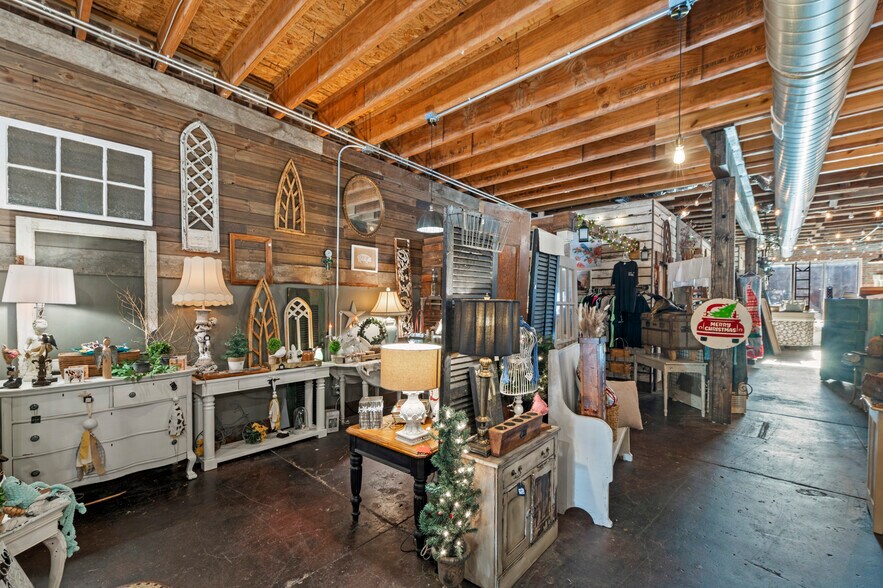 More Photos Of 119 S 3rd St, Smithfield Storefront For Sale