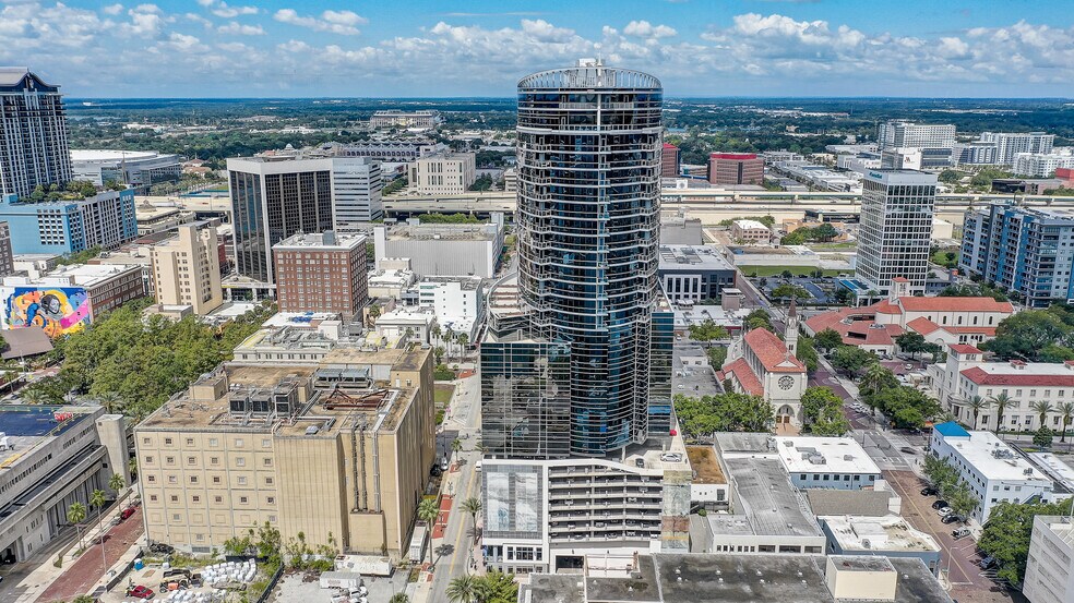 More Photos Of 111 N Magnolia Ave, Orlando Office For Lease