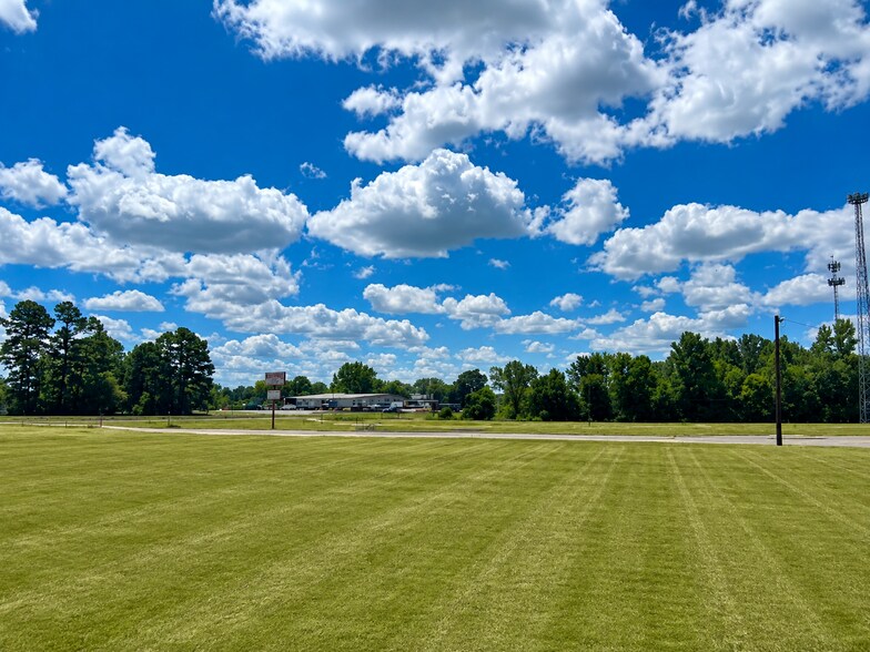 More Photos Of 7952 S US Highway 59, Nacogdoches Industrial For Sale