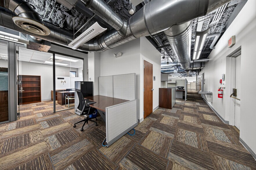 More Photos Of 2101 N Andrews Ave, Fort Lauderdale Office For Lease