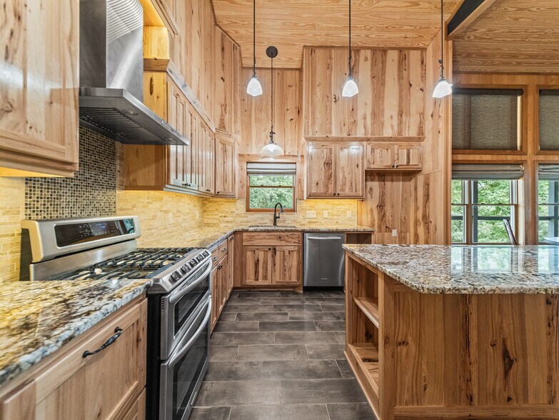 More Photos Of 110 Lizard ln, Story Specialty For Sale