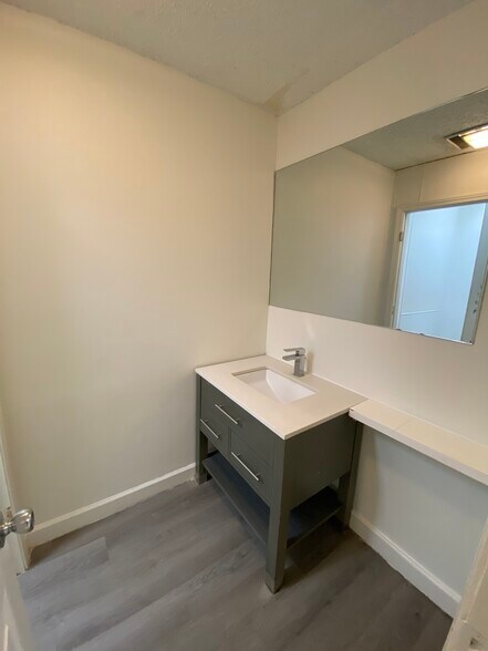 More Photos Of 44214 Stein Rd, Hammond Unknown For Lease