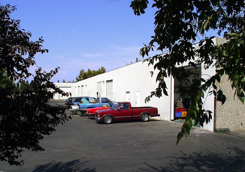 More Photos Of 2990 Sunrise Blvd, Rancho Cordova Industrial For Lease