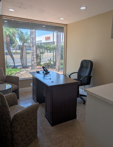 More Photos Of 2664 Atlantic Ave, Long Beach Medical For Lease