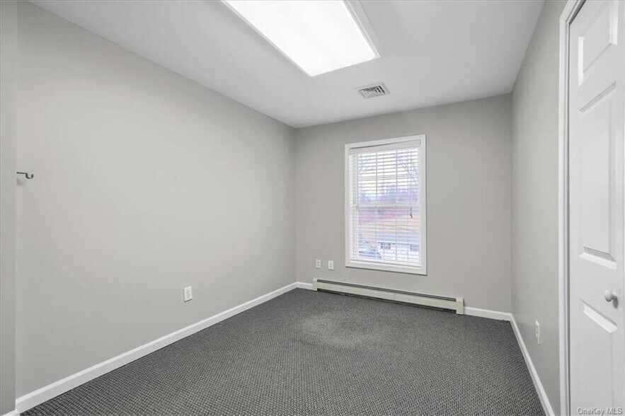 More Photos Of 2679 Route 17M, Goshen Medical For Lease