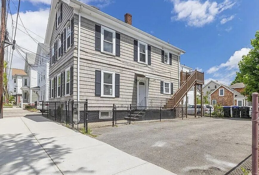 Primary Photo Of 205 Ives St, Providence Multifamily For Sale