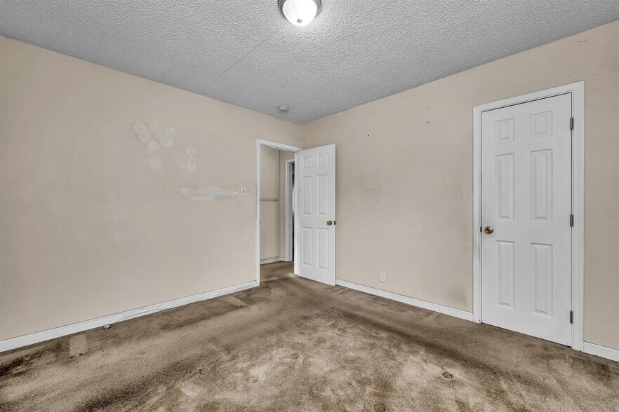 More Photos Of 2402 Marine Ave, Gardena Storefront For Sale