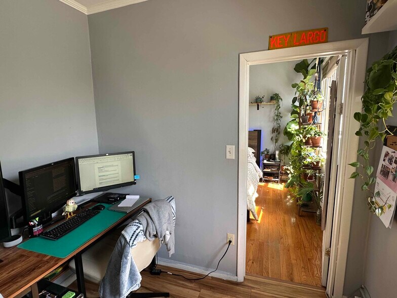 More Photos Of 1017 Westside Ave, Jersey City Public Library For Sale