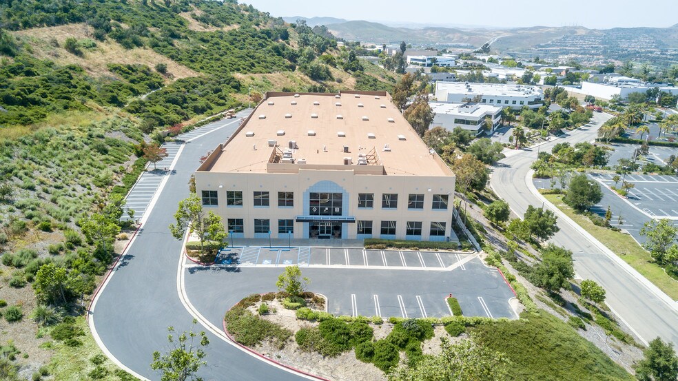 More Photos Of 212 Avenida Fabricante, San Clemente Warehouse For Lease