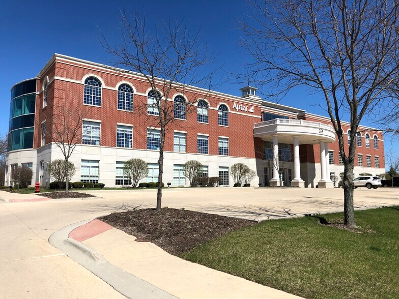 Primary Photo Of 265 Exchange Dr, Crystal Lake Office For Lease
