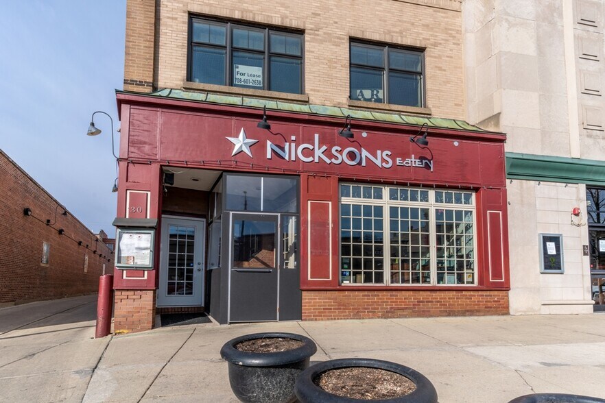 More Photos Of 30 S La Grange Rd, La Grange Restaurant For Sale