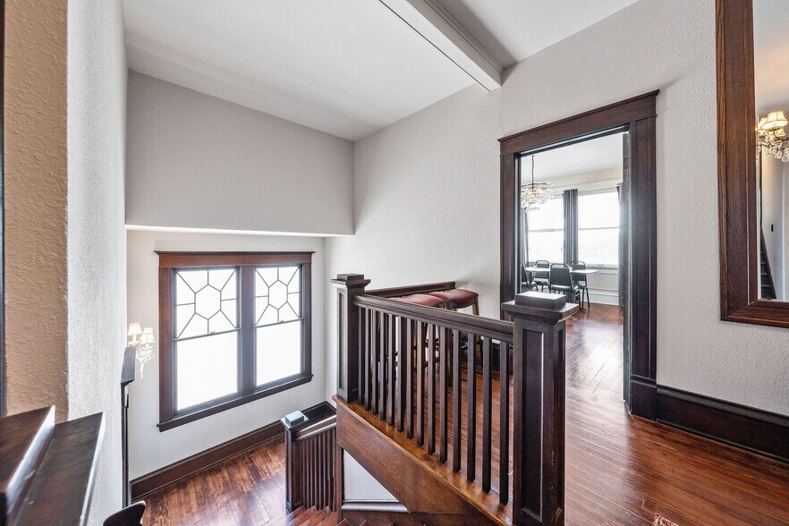 More Photos Of 312 N Central Ave, Cameron Restaurant For Sale