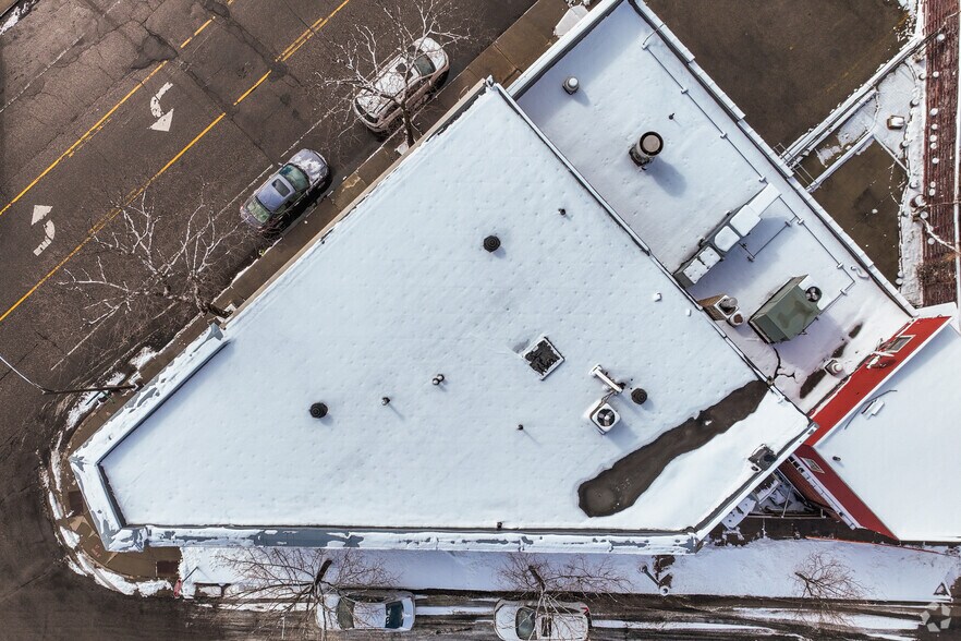 More Photos Of 961-965 7th St W, Saint Paul Storefront For Lease