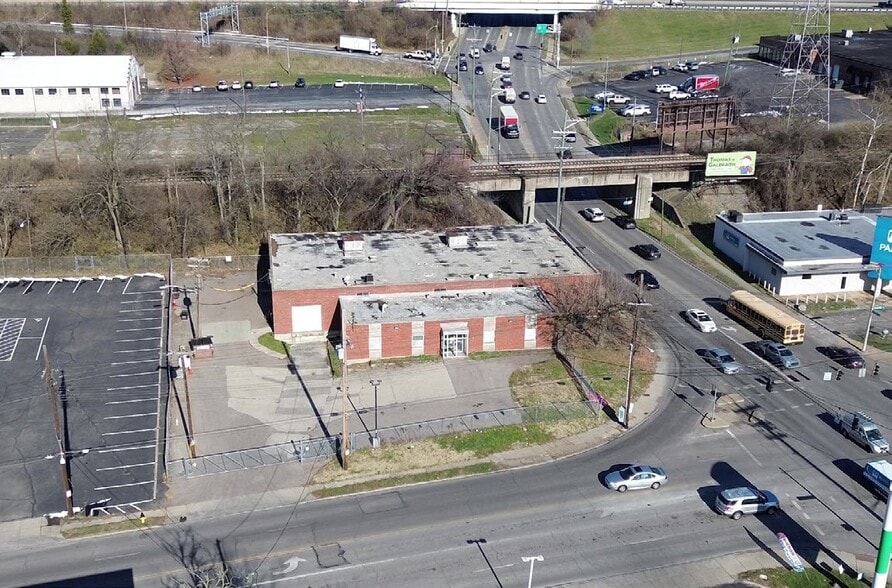 More Photos Of 1384 Tennessee Ave, Cincinnati Warehouse For Sale