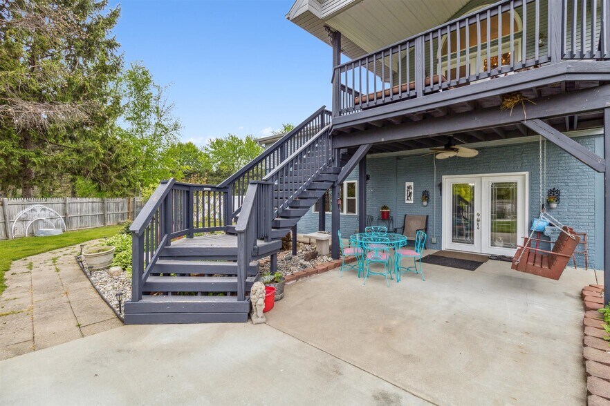 More Photos Of 7010 Frances Rd, Flushing Convenience Store For Sale