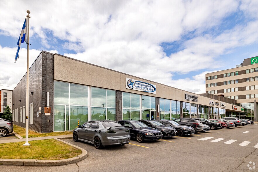 More Photos Of 201-217 Boul du Curé-Labelle, Ste-Thérèse Office For Lease