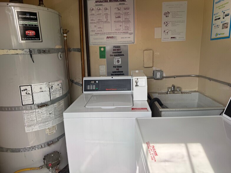 More Photos Of 11817 Culver Blvd, Los Angeles Apartments For Sale