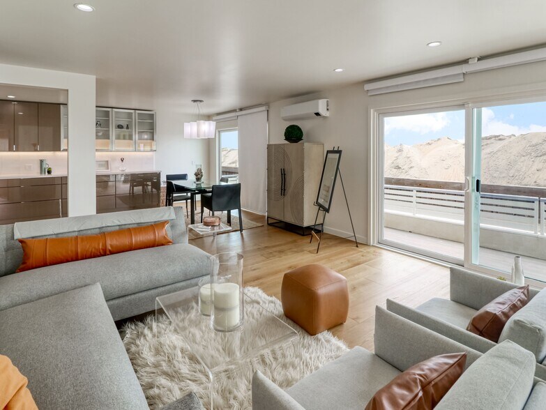 More Photos Of 6601 E Seaside Walk, Long Beach Multifamily For Sale