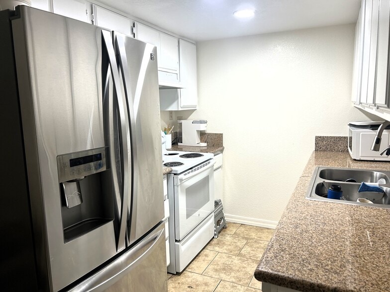 More Photos Of 19531 E Cienega Ave, Covina Apartments For Sale