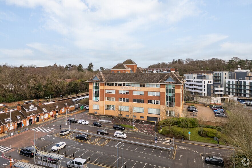 More Photos Of 279 Farnborough Rd, Farnborough Office For Lease
