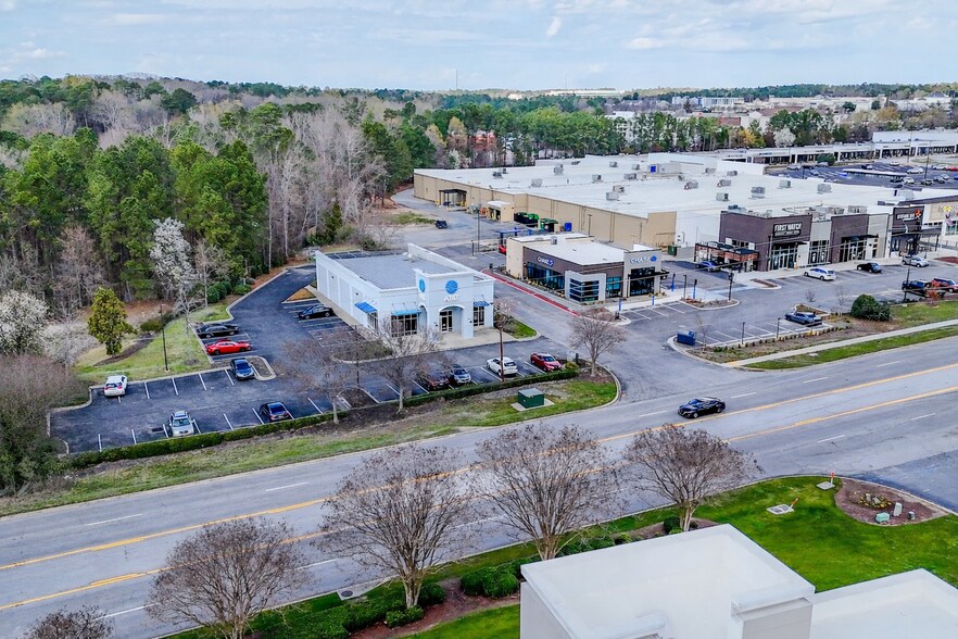 More Photos Of 239 Harbison Rd, Columbia Freestanding For Sale