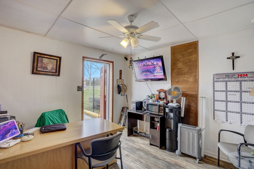 More Photos Of 6034 Brookside Rd, Pearland Carwash For Sale